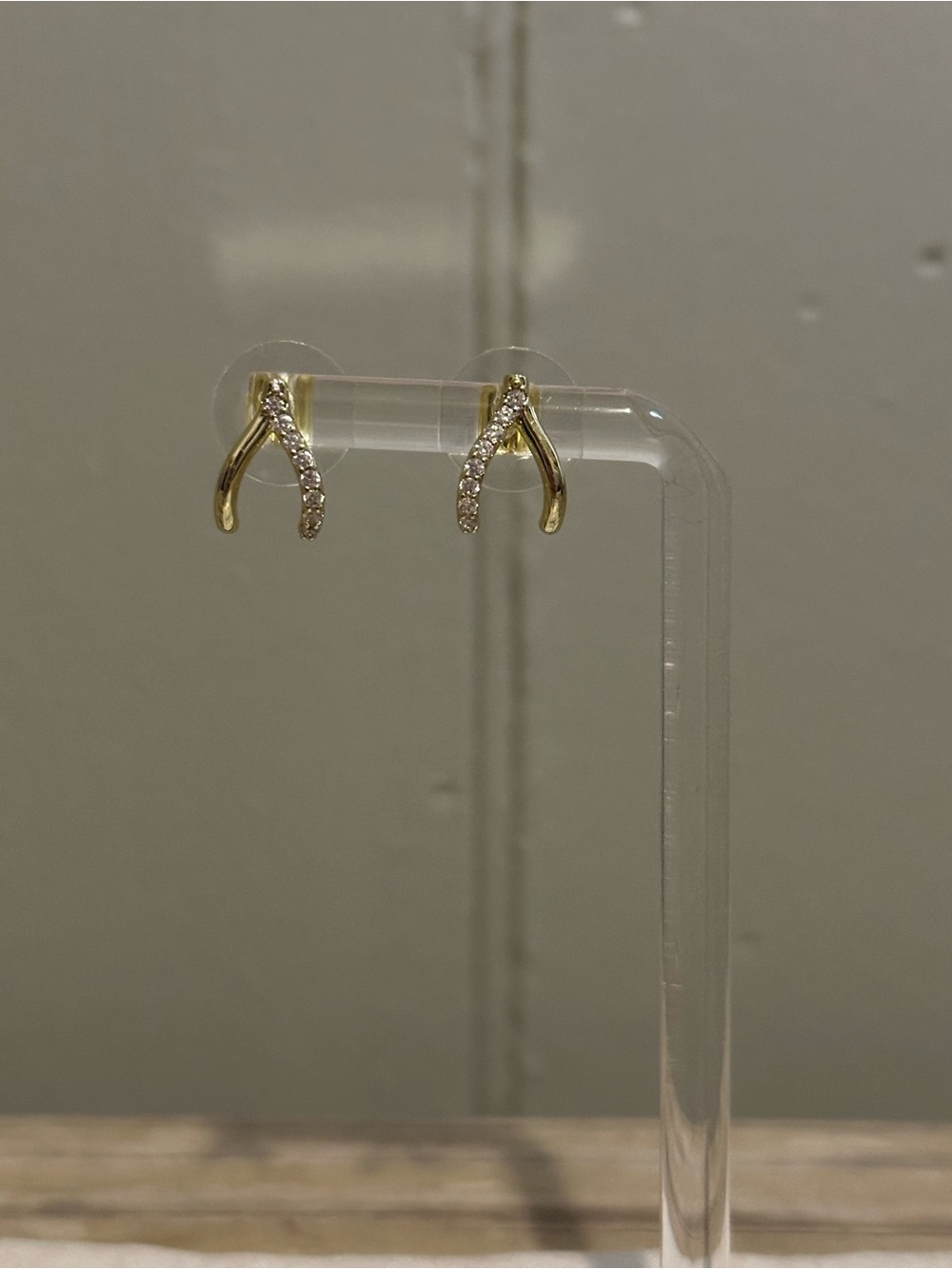 Kendra Scott Gold Wishbone Earrings